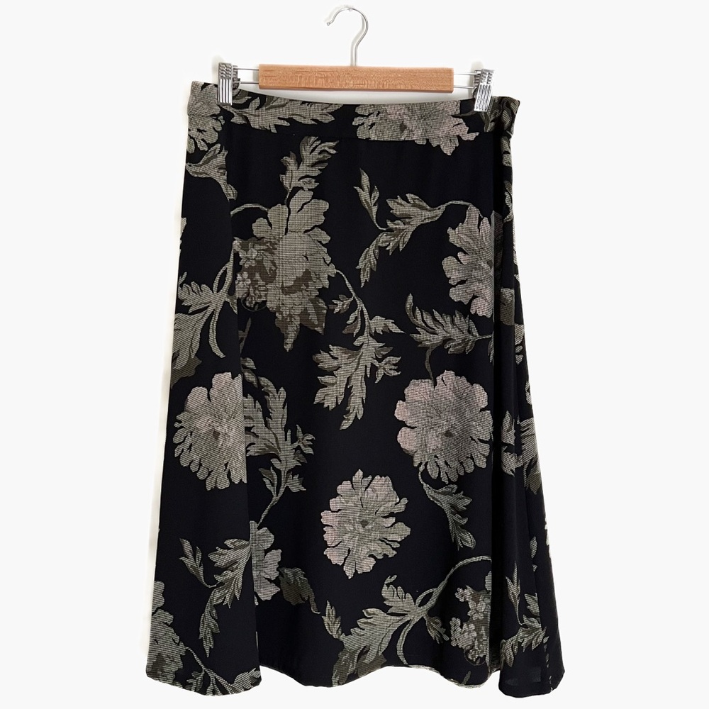 Vintage 2000s Y2K Black Floral Midi Skirt